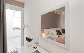 Villa South - 3