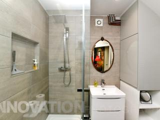Lovely 1 Bed Apartment with Parking close to City - Pass the Keys - 1