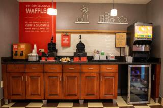 Hampton Inn & Suites Jacksonville - Jacksonville - 1