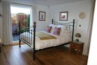 Keeper's Lodge - 7