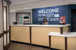 Hampton Inn Pittsburgh-Monroeville - Monroeville - 1