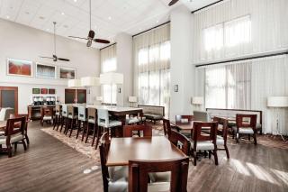 Hampton Inn & Suites Navarre - Navarre - 2