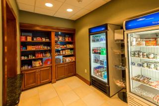 Hampton Inn Presque Isle - Presque Isle - 6
