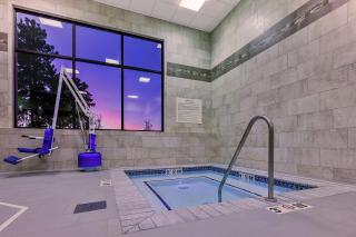 Hampton Inn & Suites Bend - Bend - 3