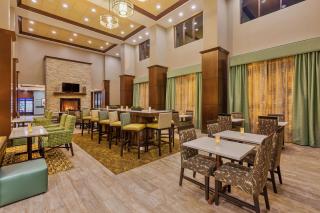 Hampton Inn & Suites Bend - Bend - 1