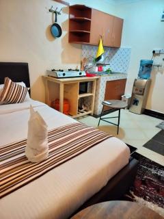 Molly studios in Naivasha - 5