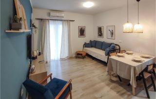 Nice Apartment In Brodarica With Wifi - 2