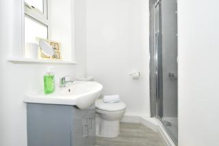 Beaumont House - By Sigma Stays - Crewe - 5