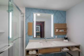 Hilton Garden Inn Brunswick - Brunswick - 1