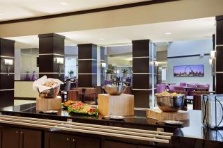 Embassy Suites by Hilton St Louis Airport - Bridgeton - 3