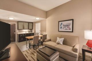 Embassy Suites by Hilton Tuscaloosa Alabama Downtown - Tuscaloosa - 2