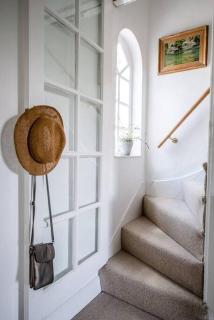 Phoenix Cottage, Brampton - 9