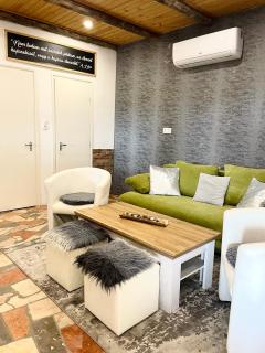 Maul - Lator Présbár és Bortrezor - 2