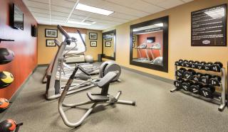 Hampton Inn Utica - Utica - 1