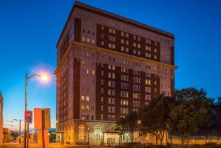 DoubleTree by Hilton Utica - 7