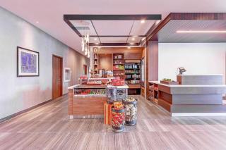Hilton Garden Inn Toronto/Brampton West, Ontario, Canada - Brampton - 4