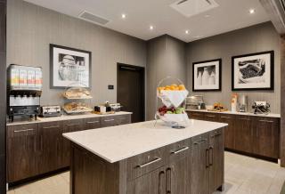 Hampton Inn & Suites by Hilton Quebec City Levis - Lévis - 3