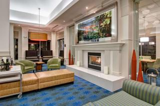 Hilton Garden Inn Toronto/Mississauga - Mississauga - 2