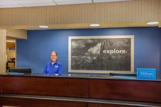 Hampton Inn Fishkill - 3