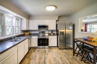 Pet-Friendly Knoxville Rental with Fenced Yard! - Knoxville - 4