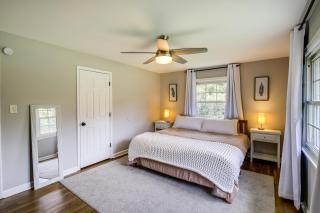 Pet-Friendly Knoxville Rental with Fenced Yard! - Knoxville - 2