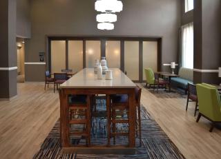 Hampton Inn & Suites Philadelphia/Media - Media - 0