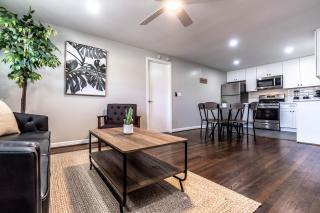 Roomy Urban Apartment Montrose! Free Parking #15 - Houston - 4