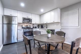 Roomy Urban Apartment Montrose! Free Parking #15 - Houston - 6