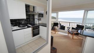 9_304 Redcliffe Apartments, Caswell Bay - Bishopston - 5