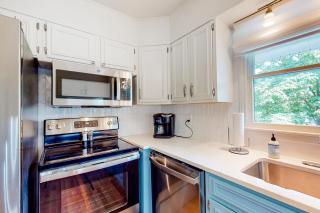 Blue Ridge Cottage - Waynesville - 4
