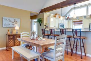 Pool Access and Views Waterfront Lake Ozark Escape - Lake Ozark - 3