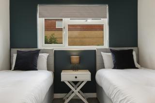 City Oaks - Sheffield Station & Utilita Arena - Sheffield - 3