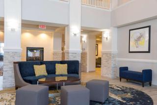 Homewood Suites by Hilton Bloomington - Bloomington - 4