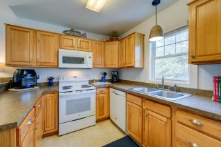 Near Ocean Buxton Townhome with Patio! - Buxton - 9