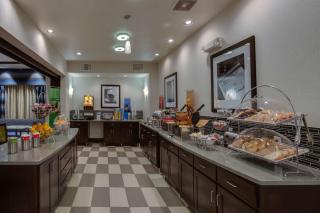 Hampton Inn & Suites - Elyria - Elyria - 7