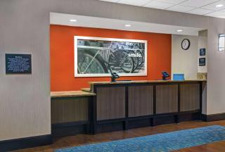 Hampton Inn & Suites Augusta West - Augusta - 6
