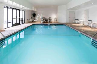 Hampton Inn Kansas City/Shawnee Mission - Shawnee - 8