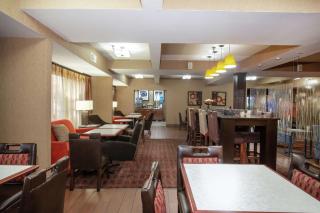 Hampton Inn St. Louis/Collinsville - 3
