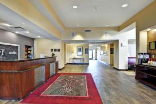 Hampton Inn and Suites Peoria at Grand Prairie - Peoria - 3