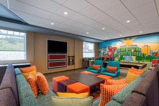 Tru By Hilton Radford - 3