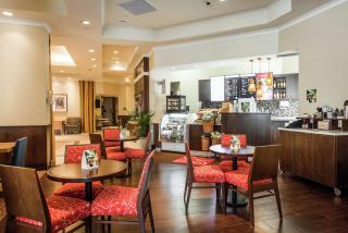 Hilton Garden Inn Saskatoon Downtown - 1