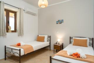 Barbara Ann Apartments - 3