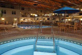 Hampton Inn Holland - Holland - 4