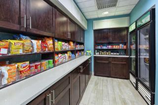 Homewood Suites by Hilton Chesapeake - Greenbrier - 1