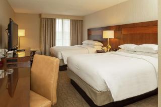 DoubleTree by Hilton Pittsburgh-Green Tree - Pittsburgh - 3