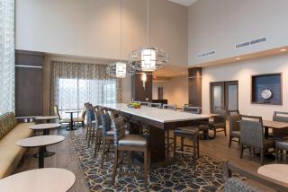 Hampton Inn & Suites Grand Rapids Downtown - Grand Rapids - 1