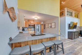 Soldotna Home with 2 Living Areas and Spacious Porch - 2