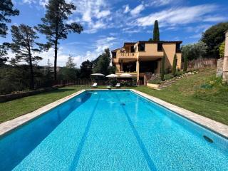 Les Alzines - Chalet con gran piscina cerca de Barcelona - Orrius - 2