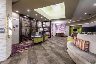DoubleTree by Hilton Winston Salem - University, NC - Winston-Salem - 4