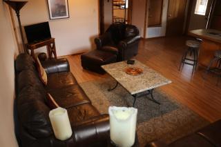 Nueces River Cabins-Oak Cabin - 3